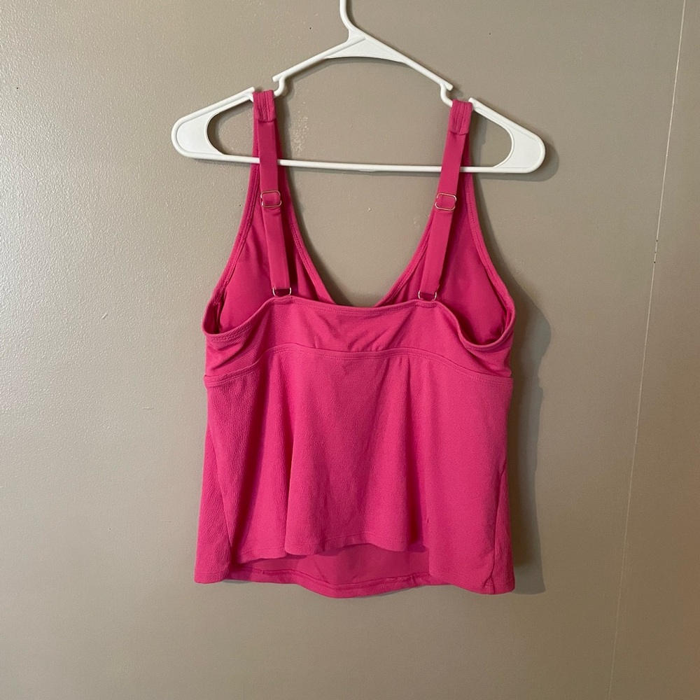 Pink Tank - Picture 2 of 3
